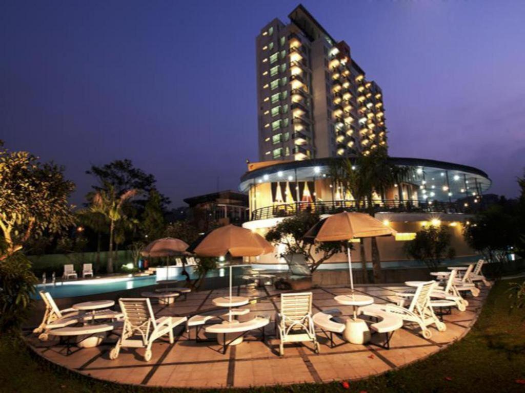 Apartment @ Marbella Dago Cimenyan Exterior photo